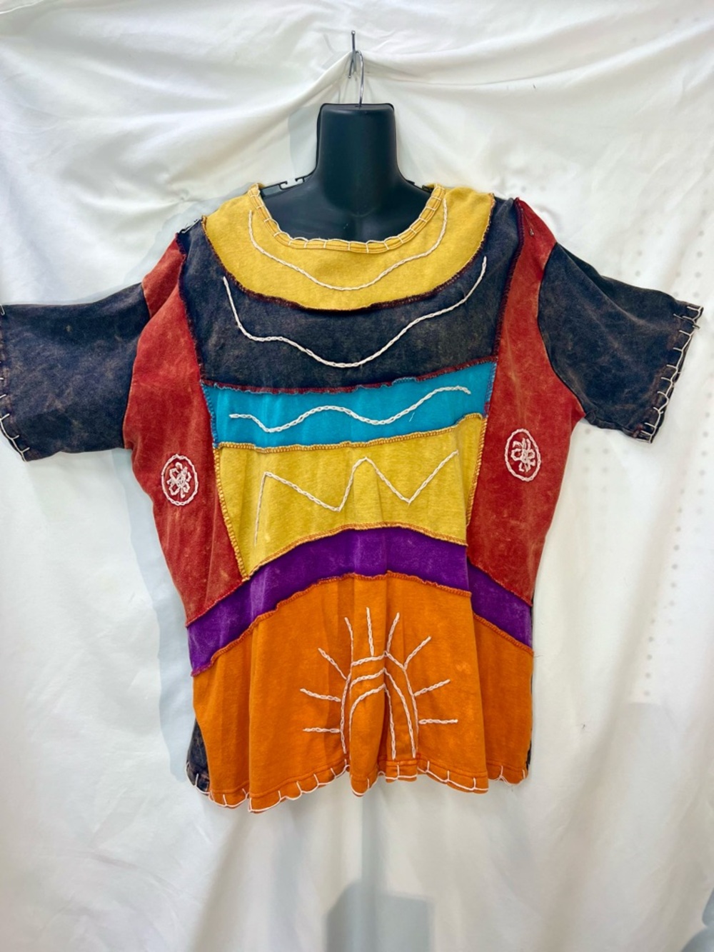 Greater Good Network Patchwork Sun Boho Top - Size 3XL